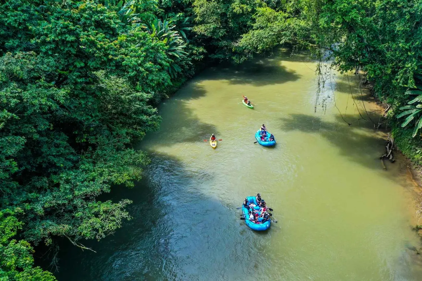 Safari float on the Sarapiquí River